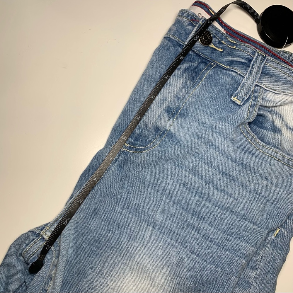 Cello High Rise Distressed Jeans Size 7 - Picture 8 of 10